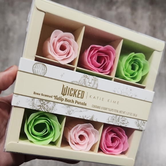 Katie K Other - Wicked Rose Scented Bath Petals